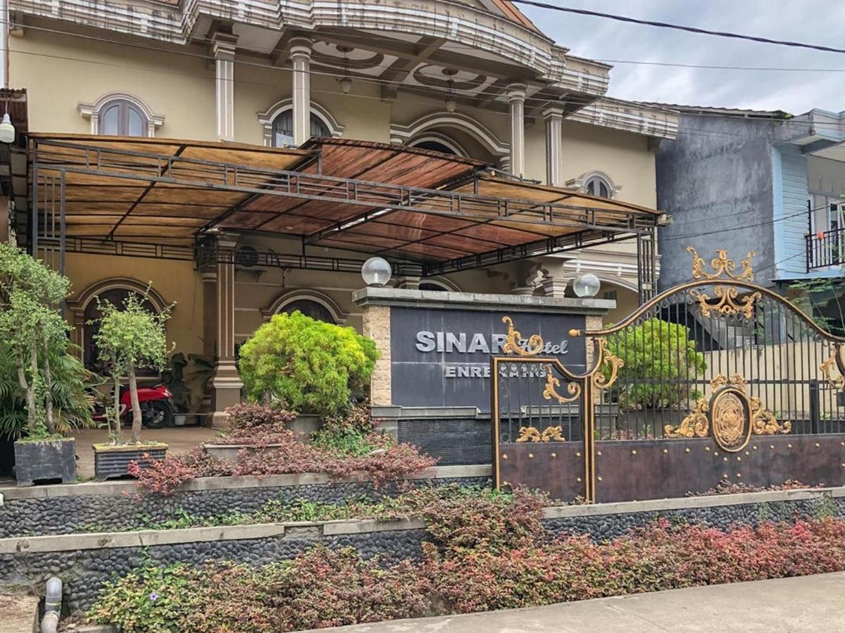 Sinar Hotel Enrekang Dış mekan fotoğraf